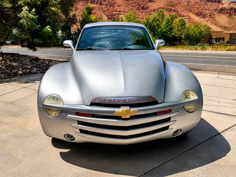 2006 Chevrolet SSR - Image 9 of 9