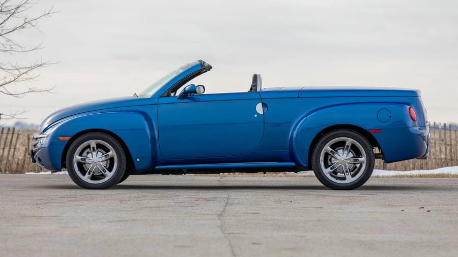 2006 Chevrolet SSR - Image 2 of 20