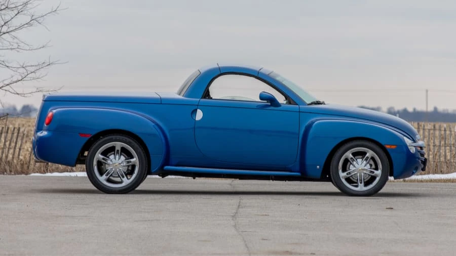 2006 Chevrolet SSR - Image 8 of 20