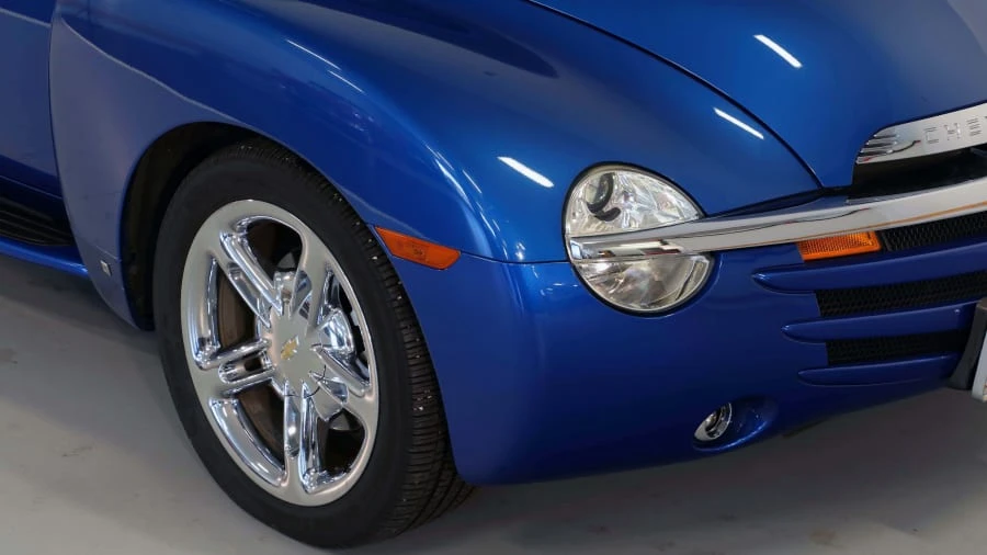 2006 Chevrolet SSR - Image 11 of 12