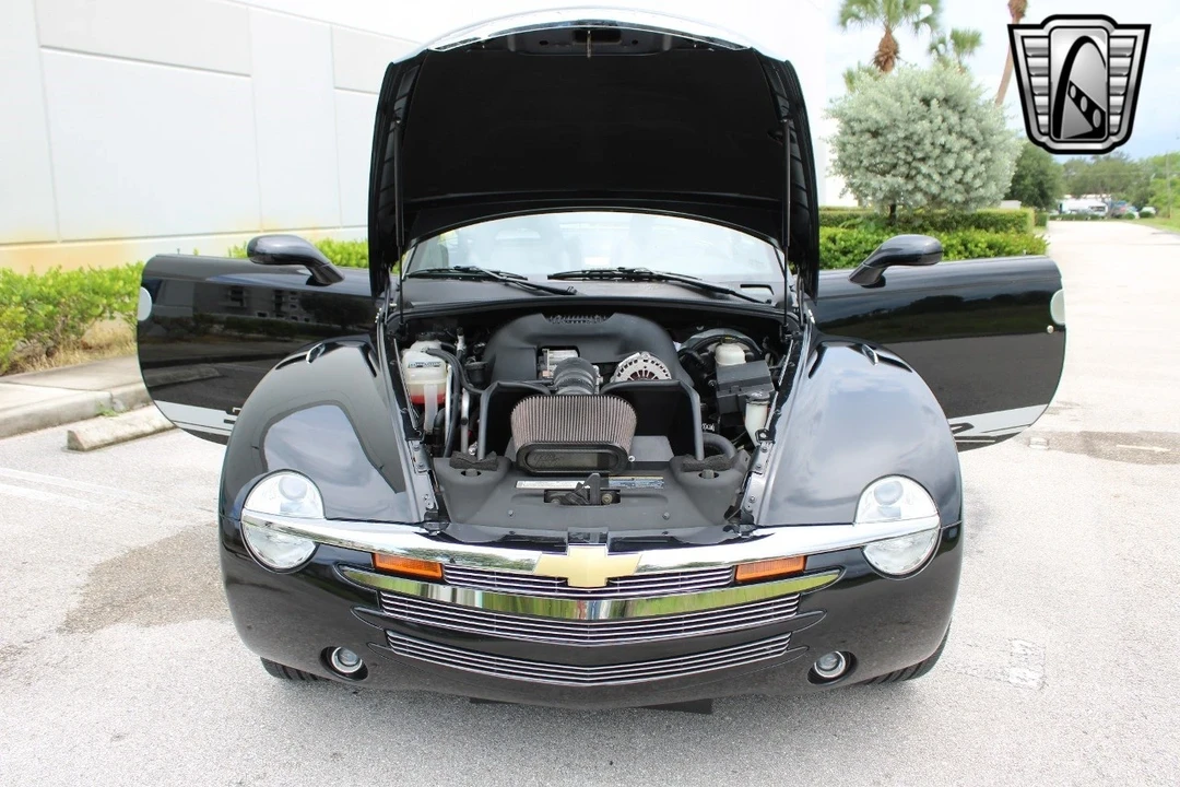 2006 Chevrolet SSR - Image 12 of 21