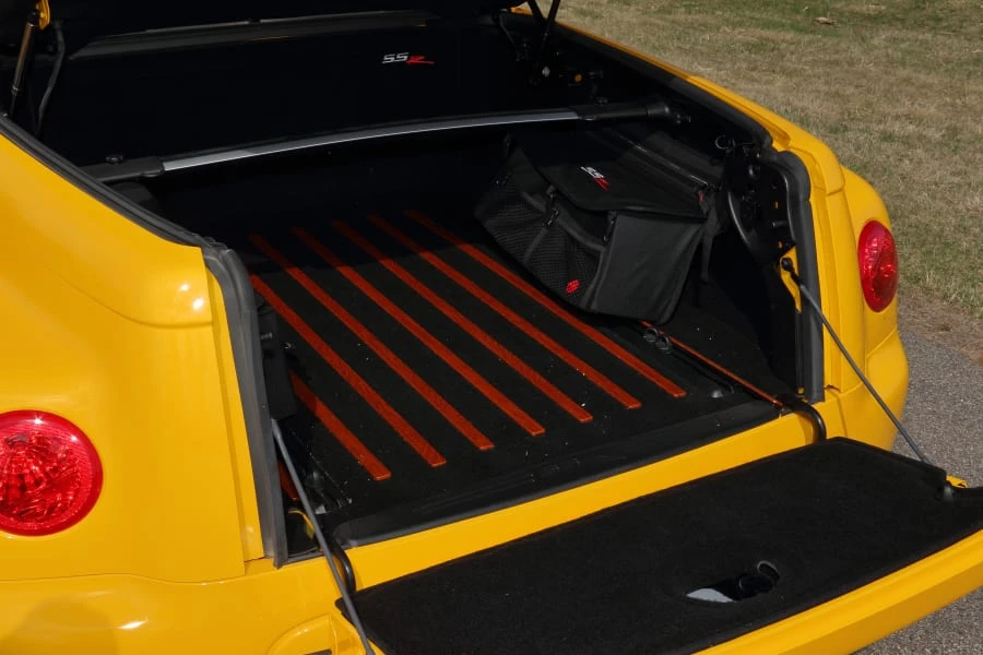 2006 Chevrolet SSR - Image 31 of 31