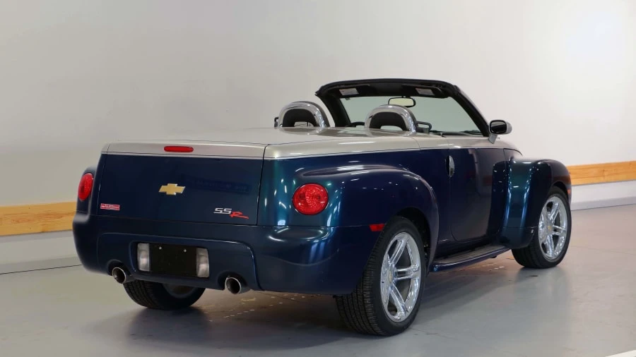 2006 Chevrolet SSR - Image 3 of 12