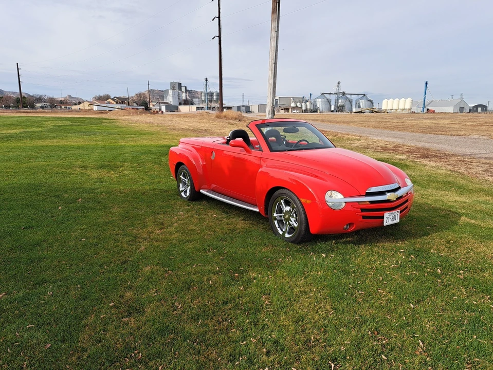 2006 Chevrolet SSR - Image 19 of 20