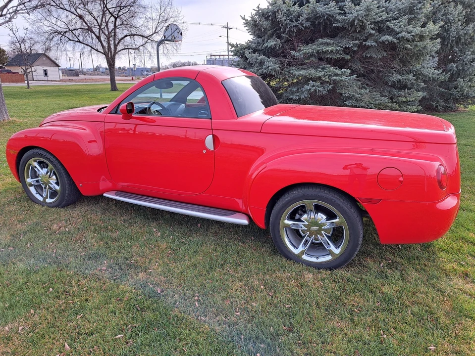 2006 Chevrolet SSR - Image 7 of 20