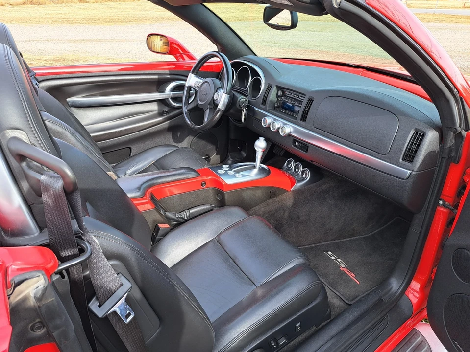 2006 Chevrolet SSR - Image 15 of 20