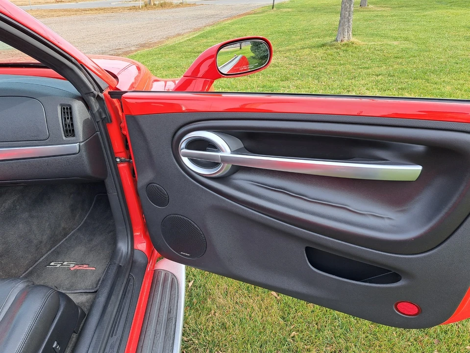 2006 Chevrolet SSR - Image 16 of 20