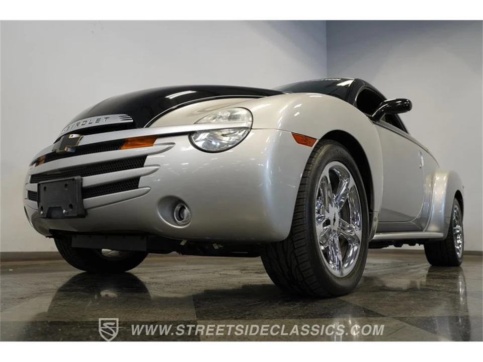 2006 Chevrolet SSR - Image 21 of 31
