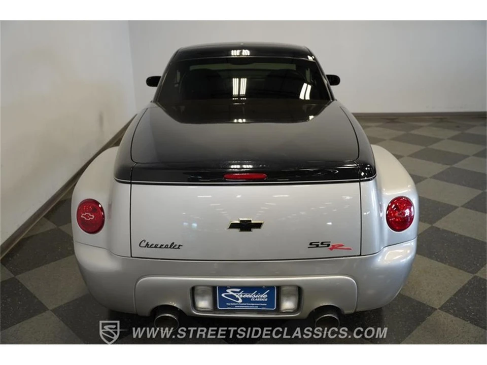 2006 Chevrolet SSR - Image 28 of 31