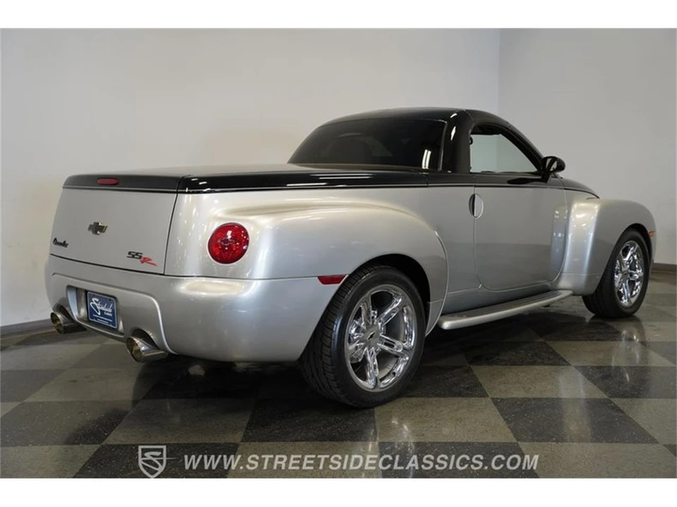 2006 Chevrolet SSR - Image 13 of 31