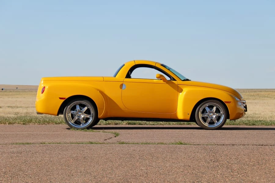 2006 Chevrolet SSR - Image 8 of 31