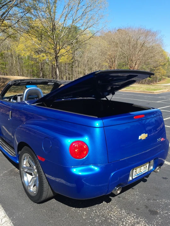 2006 Chevrolet SSR - Image 8 of 19