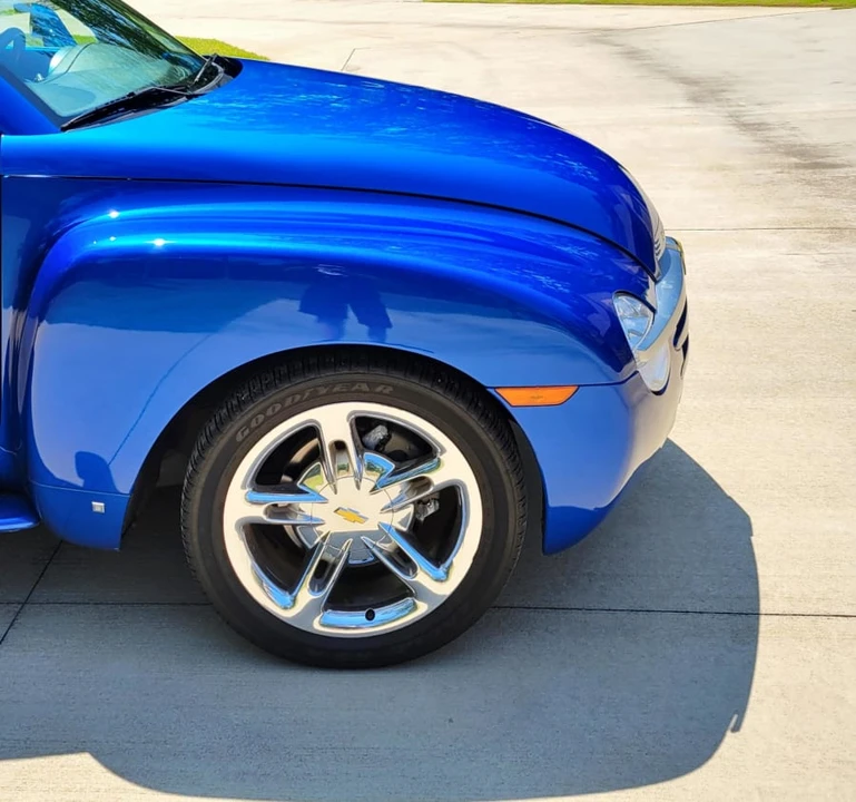2006 Chevrolet SSR - Image 10 of 19