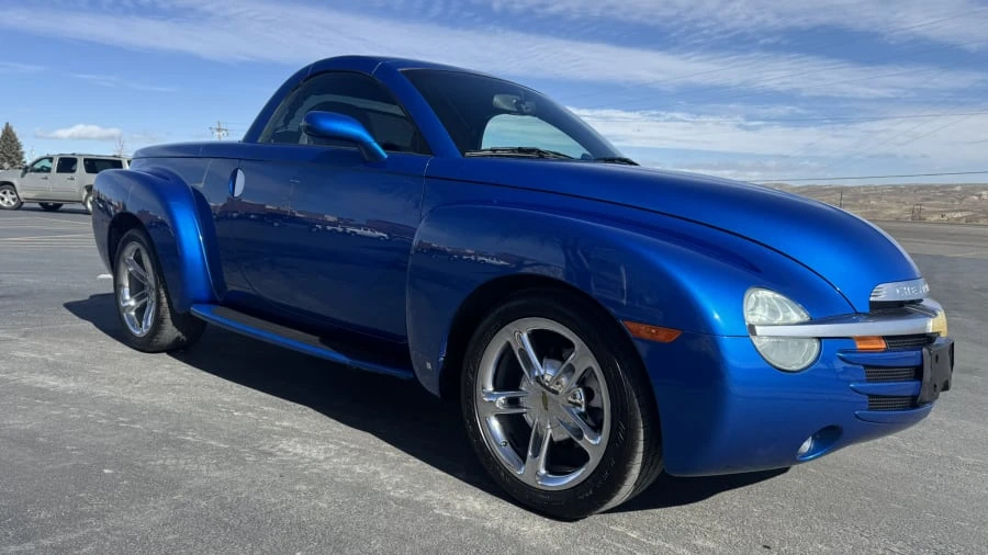 2006 Chevrolet SSR - Image 8 of 31