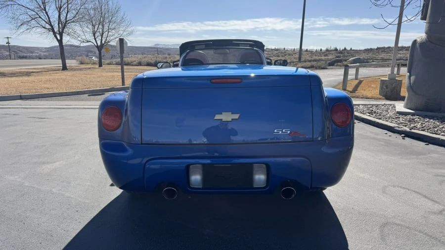 2006 Chevrolet SSR - Image 18 of 31