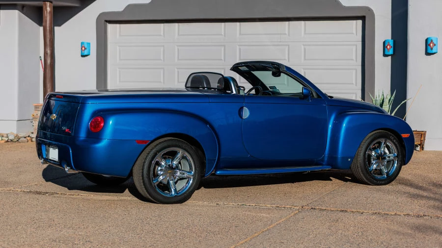 2006 Chevrolet SSR - Image 11 of 31