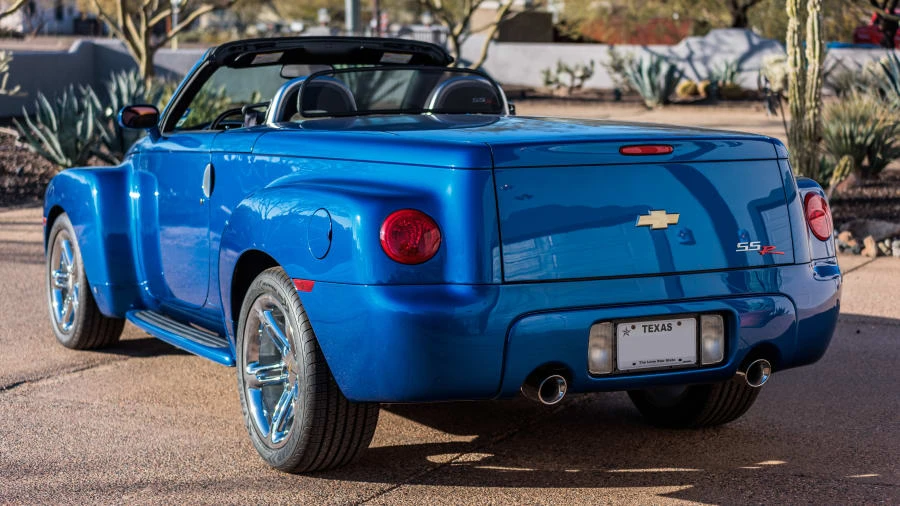 2006 Chevrolet SSR - Image 8 of 31