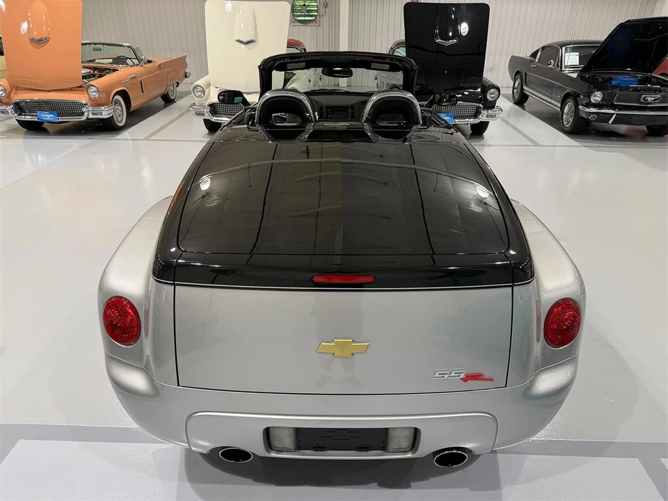 2006 Chevrolet SSR - Image 25 of 31