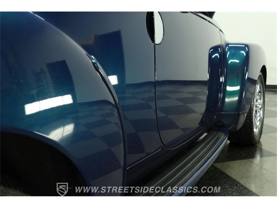 2006 Chevrolet SSR - Image 27 of 31