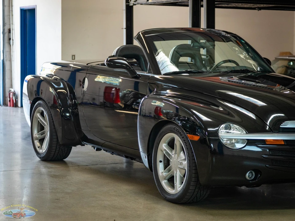2006 Chevrolet SSR - Image 12 of 31