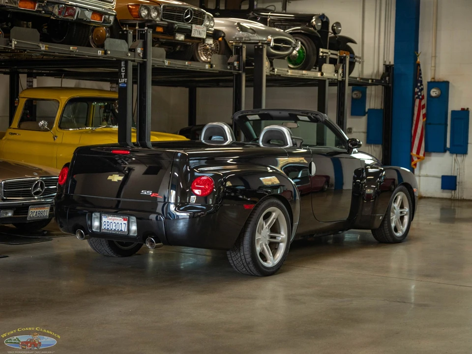2006 Chevrolet SSR - Image 25 of 31