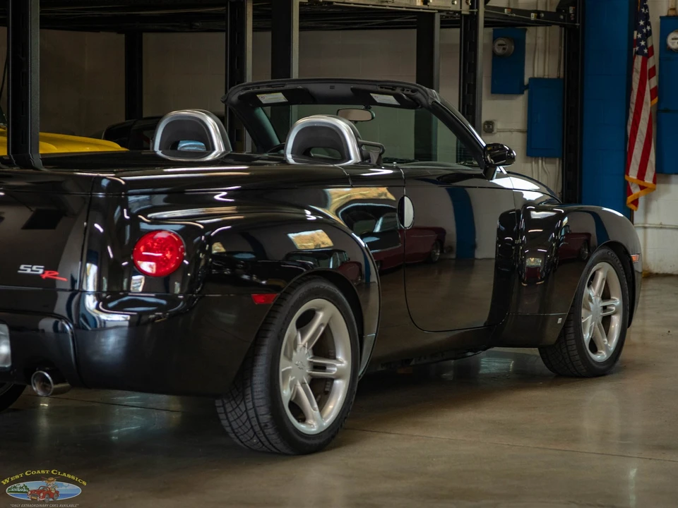 2006 Chevrolet SSR - Image 27 of 31