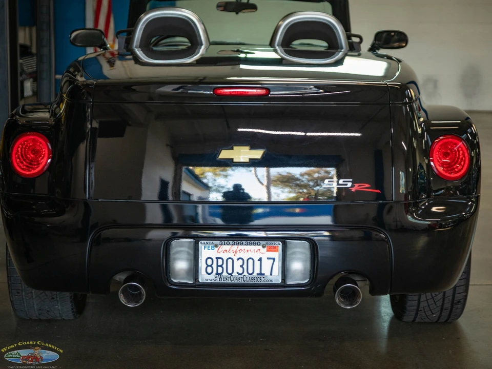 2006 Chevrolet SSR - Image 20 of 21
