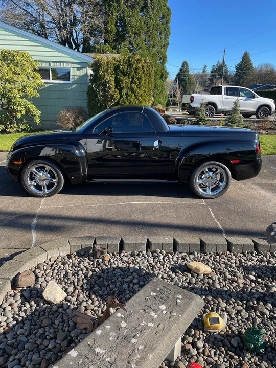 2006 Chevrolet SSR - Image 9 of 12