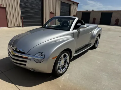 2006 Chevrolet SSR 3SS Hard-Top Convertible Pickup