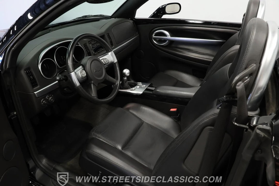 2006 Chevrolet SSR - Image 4 of 21