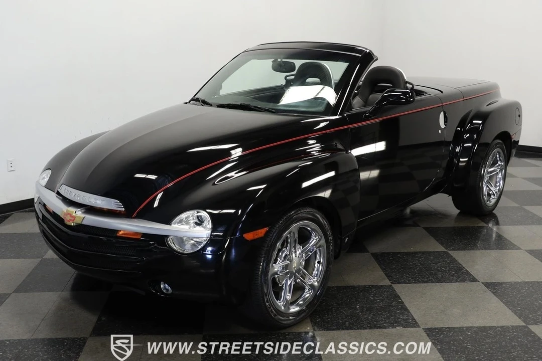 2006 Chevrolet SSR - Image 18 of 21