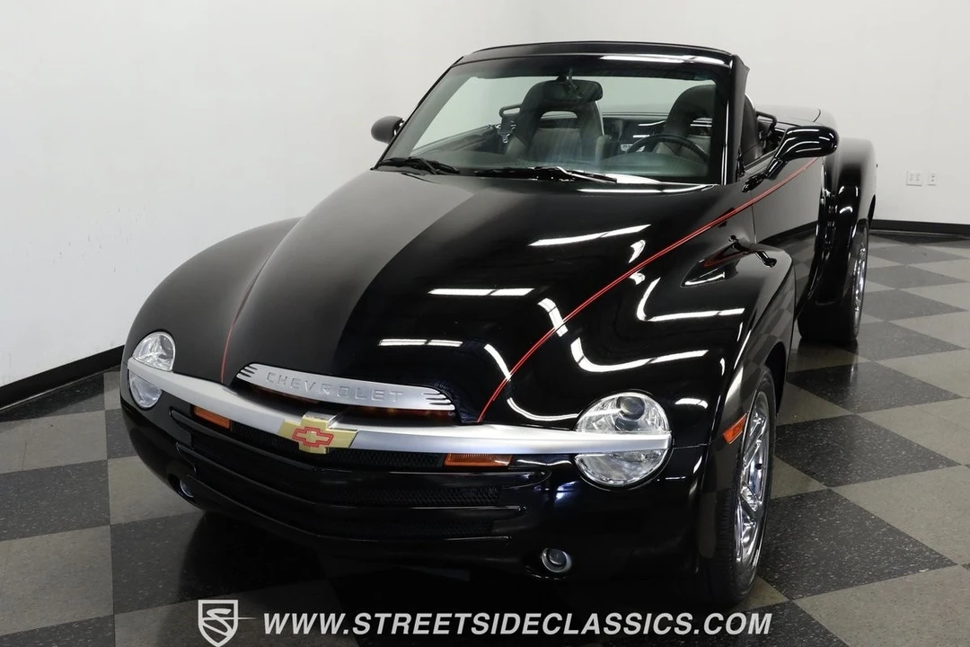 2006 Chevrolet SSR - Image 17 of 21