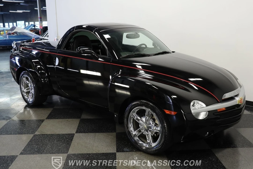 2006 Chevrolet SSR - Image 13 of 21