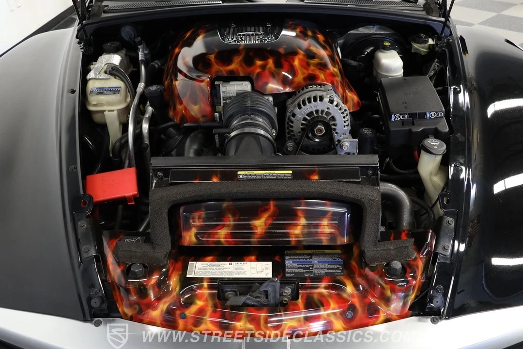 2006 Chevrolet SSR - Image 3 of 21