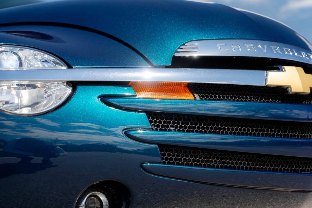 2006 Chevrolet SSR - Image 15 of 21