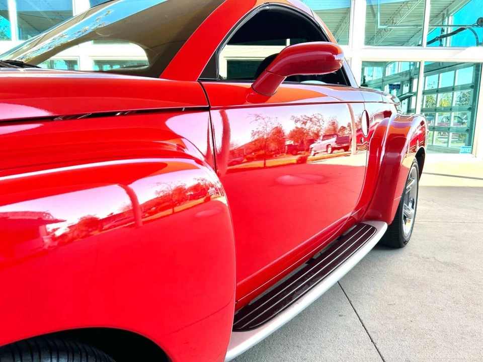 2006 Chevrolet SSR - Image 11 of 21