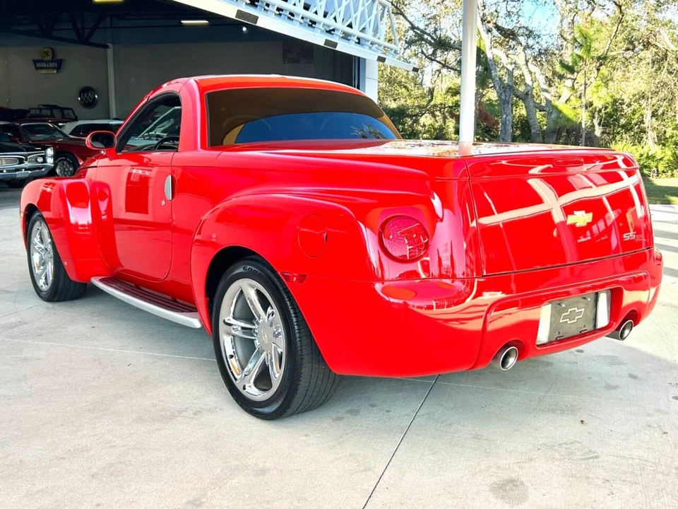 2006 Chevrolet SSR - Image 7 of 21