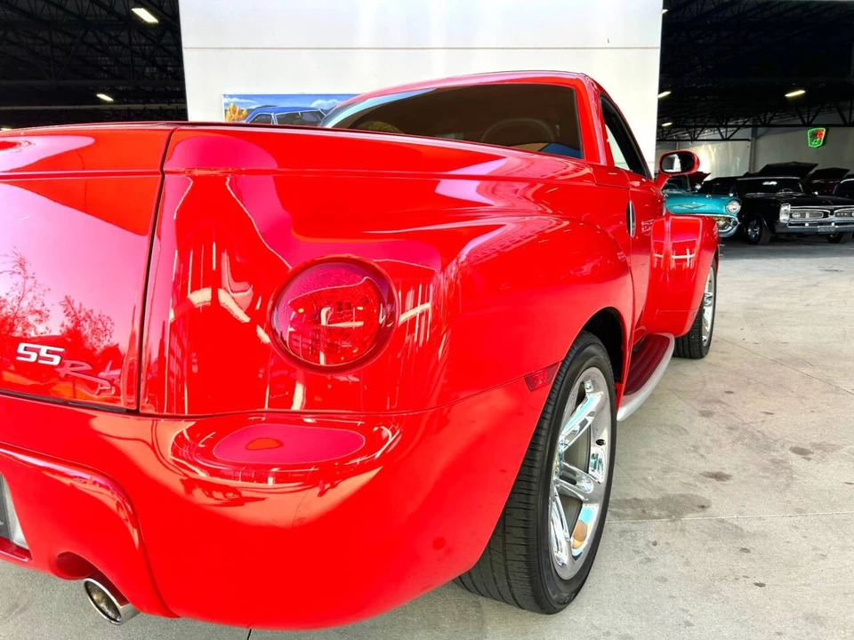 2006 Chevrolet SSR - Image 14 of 21