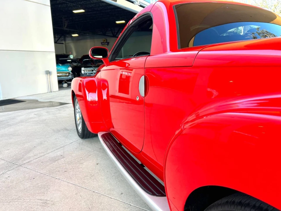 2006 Chevrolet SSR - Image 12 of 21