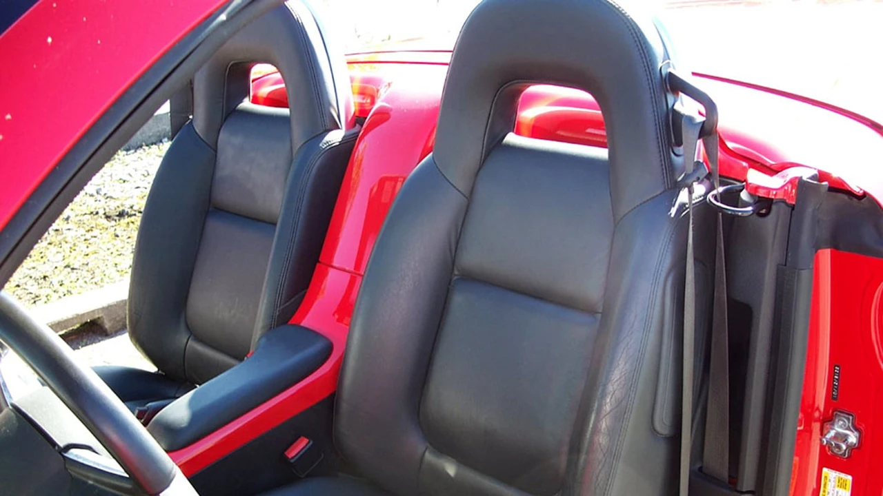 2006 Chevrolet SSR - Image 7 of 20