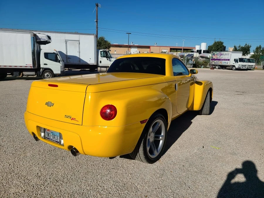 2006 Chevrolet SSR - Image 15 of 17
