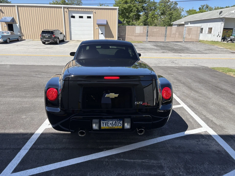2006 Chevrolet SSR - Image 5 of 11