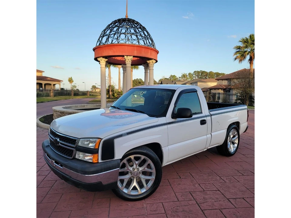 2006 Chevrolet Silverado 1st Gen - Image 4 of 31