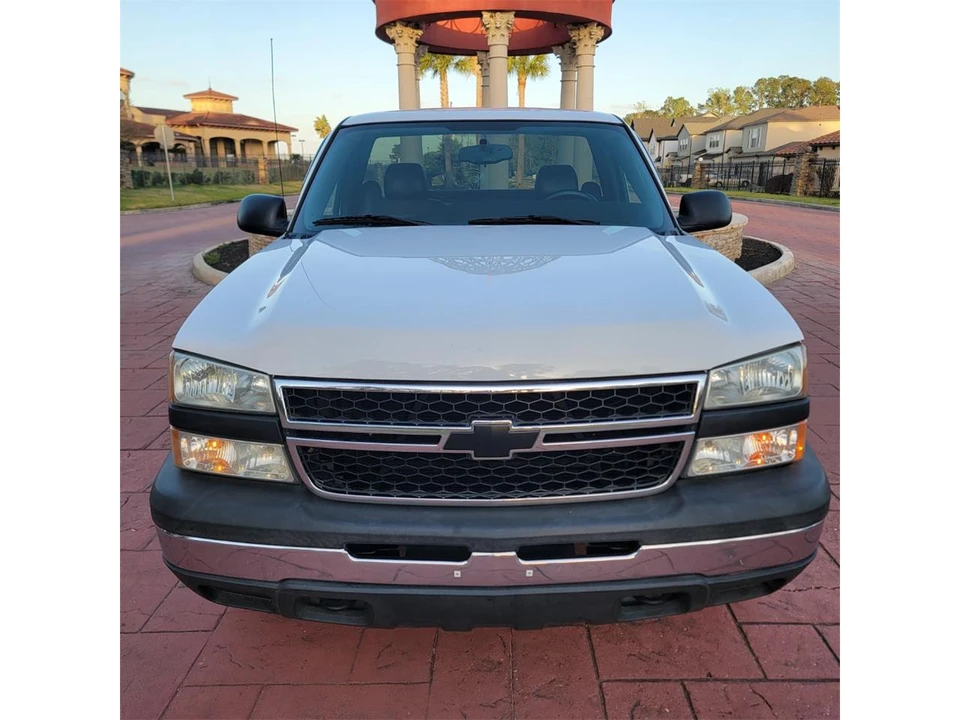 2006 Chevrolet Silverado 1st Gen - Image 5 of 31