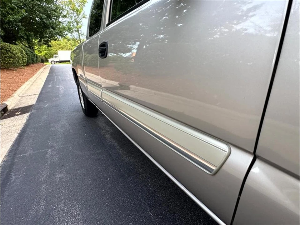 2006 Chevrolet Silverado 1st Gen - Image 11 of 29