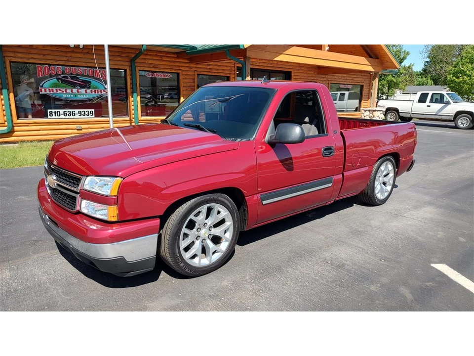 2006 Chevrolet Silverado 1st Gen - Image 2 of 31