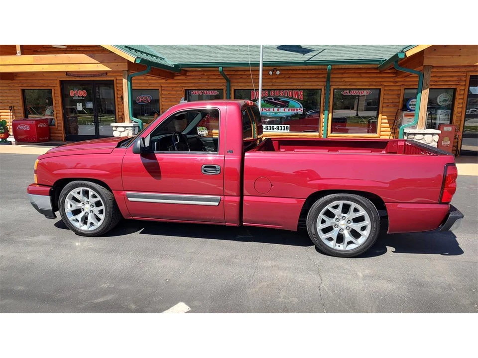 2006 Chevrolet Silverado 1st Gen - Image 8 of 31