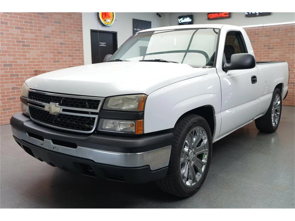 2006 Chevrolet Silverado 1st Gen - Image 3 of 31