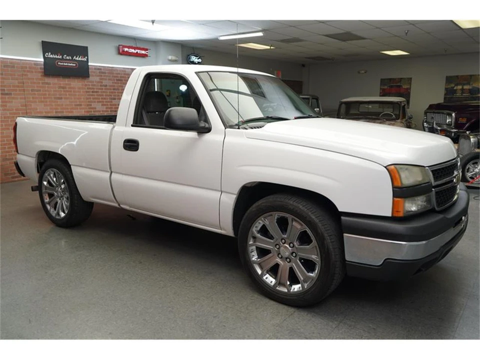 2006 Chevrolet Silverado 1st Gen - Image 9 of 31