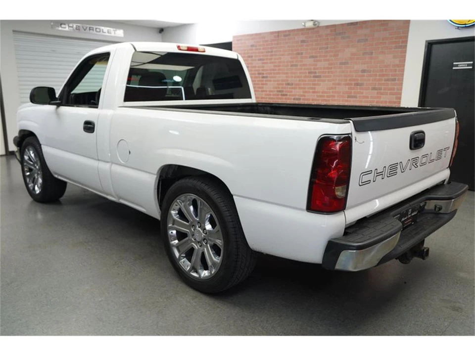 2006 Chevrolet Silverado 1st Gen - Image 5 of 31